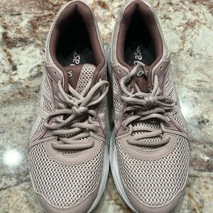 ASICS women’s size 10 pink blush sneakers